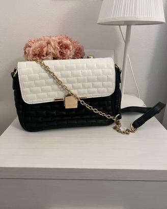 Borsa catena Camomilla
