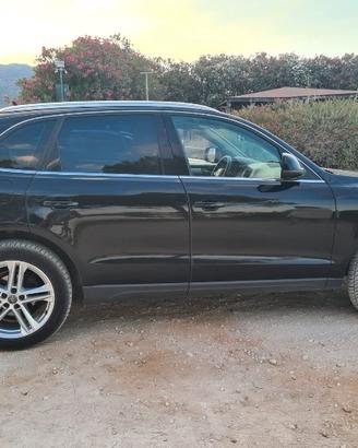 Audi Q5 2.0 TDI 4X4 mod Business 