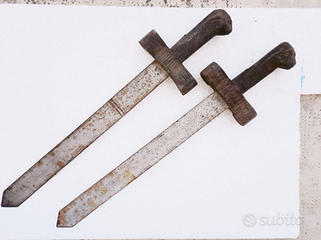 Attrezzo stile epoca romana gil onb