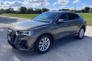 Audi Q3 35 TDI S tronic Business
