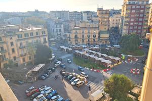 Piazza degli artisti- 3 vani+2acc. arredato