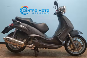Piaggio Beverly 500: grintoso e con grande persona