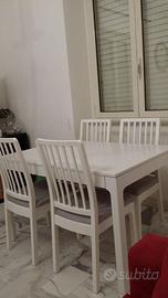 Tavolo allungabile ikea e 4 sedie