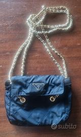 Borsa pochette prada originale usata poco 