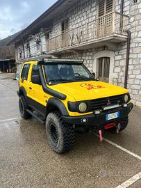 MITSUBISHI PAJERO 