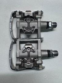 Pedali Shimano M324 dual doppio uso: SPD + Flat