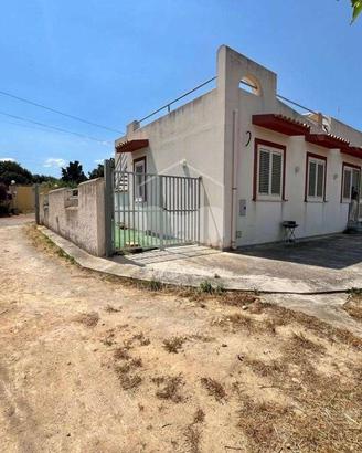 Casa indipendente con ampio terreno