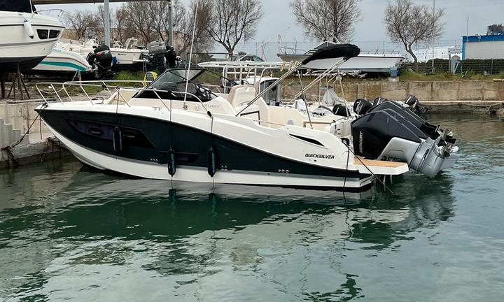 QuickSilver 875 sundeck 2x250 verado v8