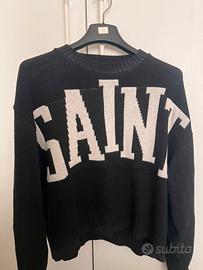 Maglione nero SAINT oversize con scritta bianca