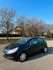 Opel Corsa 1.2 Benzina/GPL