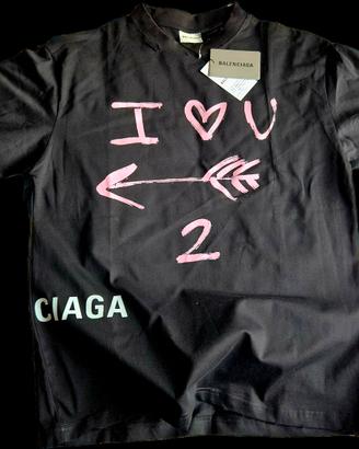 T-Shirt Unisex Balenciaga I Love U 2 Black Tee
