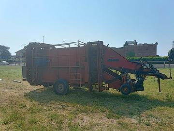 raccoglitrice Pomac trainata per patate, cipolle, 