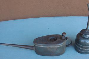 Simpatici oliatori d'epoca