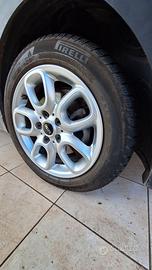 N°4 ruote (cerchi + gomme invernali) per  Mini One