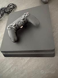 Playstation 4 slim