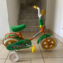 Bicicletta con rotelle
