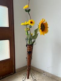 Vaso con girasoli finti