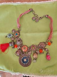 girocollo con pendenti 