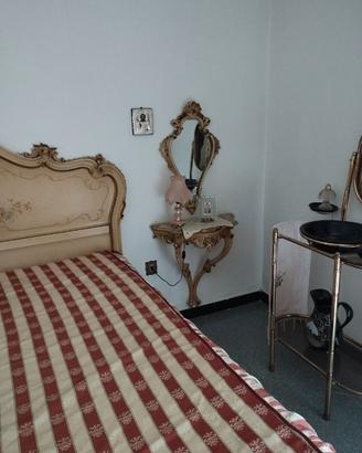 Camera da letto stile veneziano