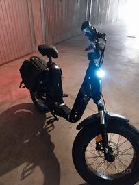 ebike  Fantic  come nuova 