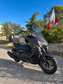 Yamaha X Max 400 Iron Max