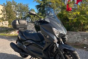 Yamaha X Max 400 Iron Max