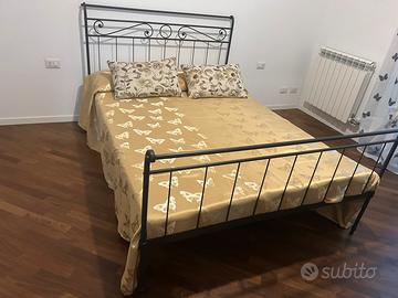 Letto piazza e mezza co nmaterasso