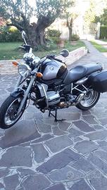 Moto BMW R850R