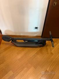 Monopattino elettrico segway ES2