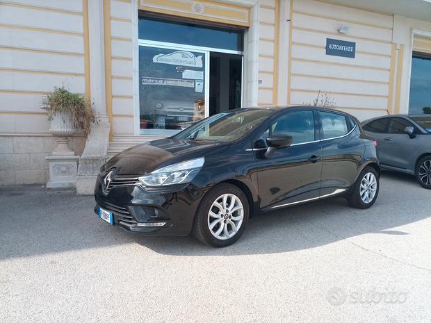 Renault Clio dCi 8V 75CV Start&Stop 5 porte Energy