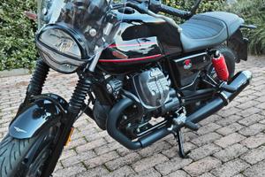 Moto Guzzi V7 Stone Special Edition