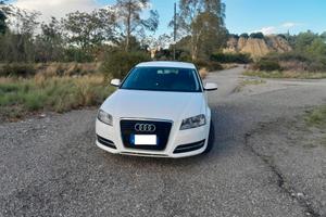 Audi A3 1.6 TDI 90 CV OK NEO PATENTATI