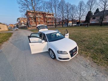 AUDI A3 1.6 TDI S.LINE  CON GARANZIA 