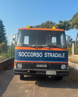 OM 50 carro attrezzi