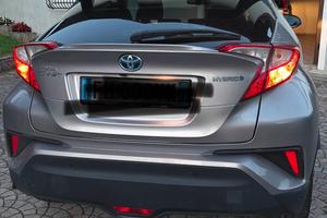 Toyota chr lounge full optional sedili riscald.