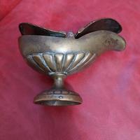 Vecchio portaincenso in metallo. 