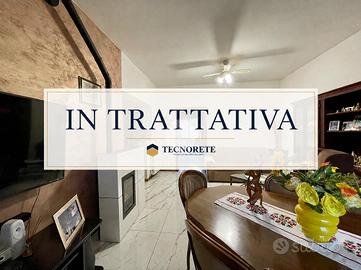 PORZIONE DI BIFAMILIARE A PUEGNAGO SUL GARDA