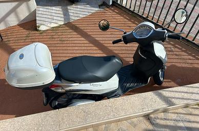 Piaggio Liberty 50 4T – Bianco Perla