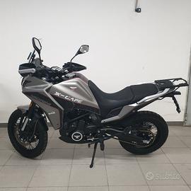 Moto Morini X-Cape 649 touring