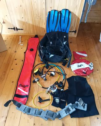ATTREZZATURA SUB COMPLETA MARES / SCUBAPRO