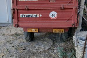 rimorchio trattore