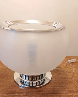Lampada da tavolo della Guzzini 