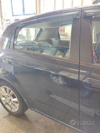 Porta posteriore dx FIAT GRANDE PUNTO del 2009