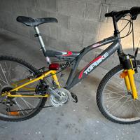 Mountain  bike bimbo