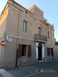 Tissi  -   Intera Palazzina da ristrutturare