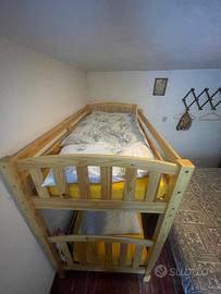 Letto a castello in pino massello