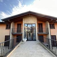 2 LOCALI A SOLTO COLLINA