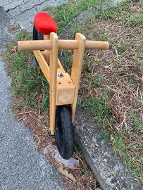 Bicicletta balance in legno