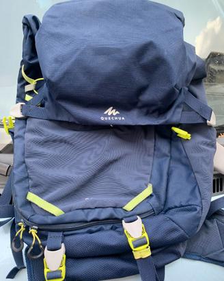 zaino quechua 28l