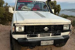 Nissan patrol tr
